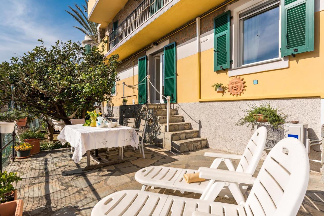 Villino Caterina House: Big Terrace Seaview Apartment Riomaggiore Exterior photo